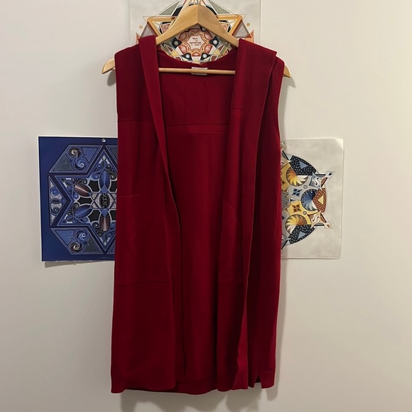 SOLD Cashmere Red Sweater Hang Cool Pretty Chic Soft Cardigan Top - Picture 2 of 3